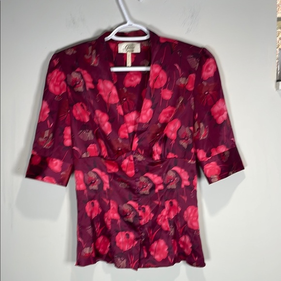 Guess Vintage Red and Pink Floral Blouse 3/4 Sleeve Fitted - Picture 1 of 10